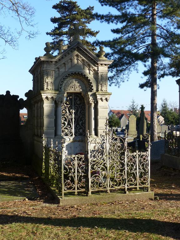 Tombeau (chapelle) de la famille Freville