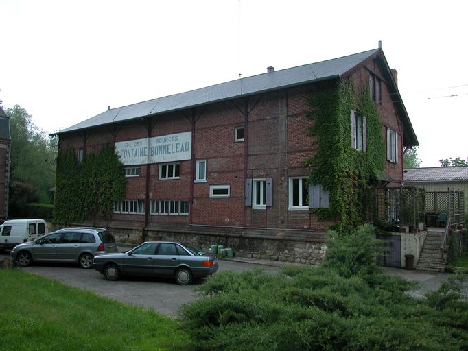 Ancienne usine de mise en bouteilles Les Sources de Fontaine-Bonneleau
