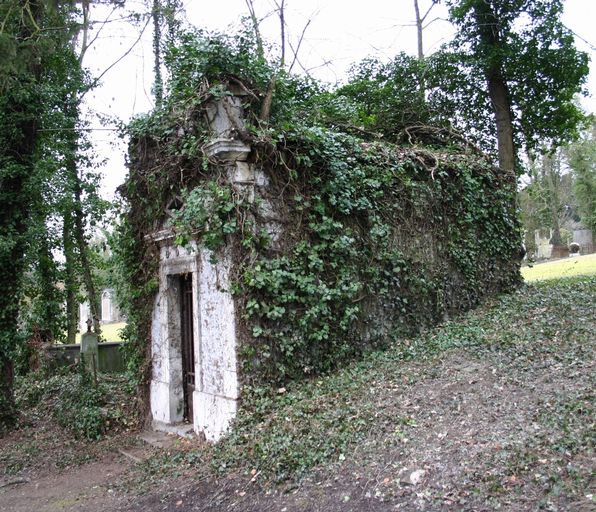 Tombeau (chapelle) Bernaux