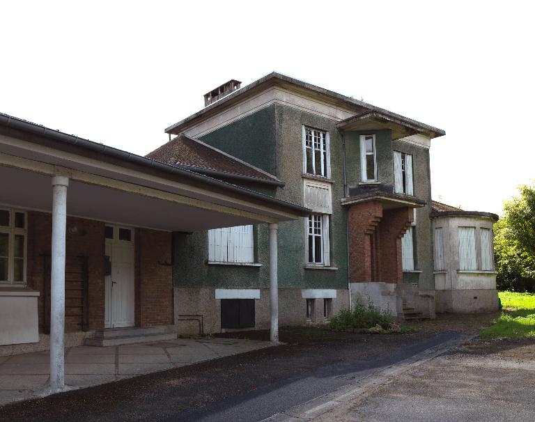 Ancienne école, mairie et salle des fêtes de Devise, actuellement mairie