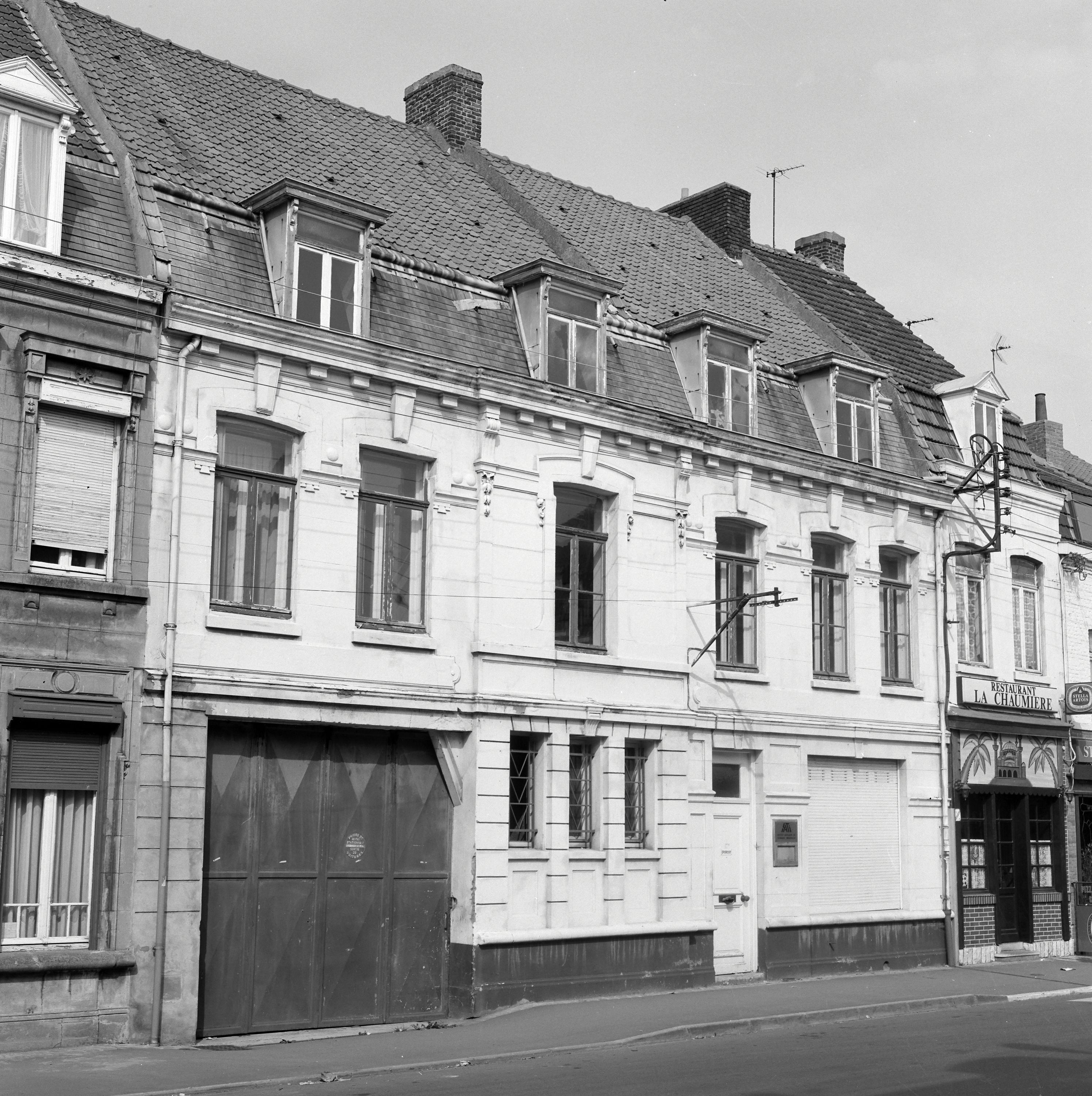 Fonderie de fer et usine de constructions mécaniques François Pouille, puis Pouille Frères, puis Société Auxiliaire de Techniques Industrielles, actuellement immeuble à logements