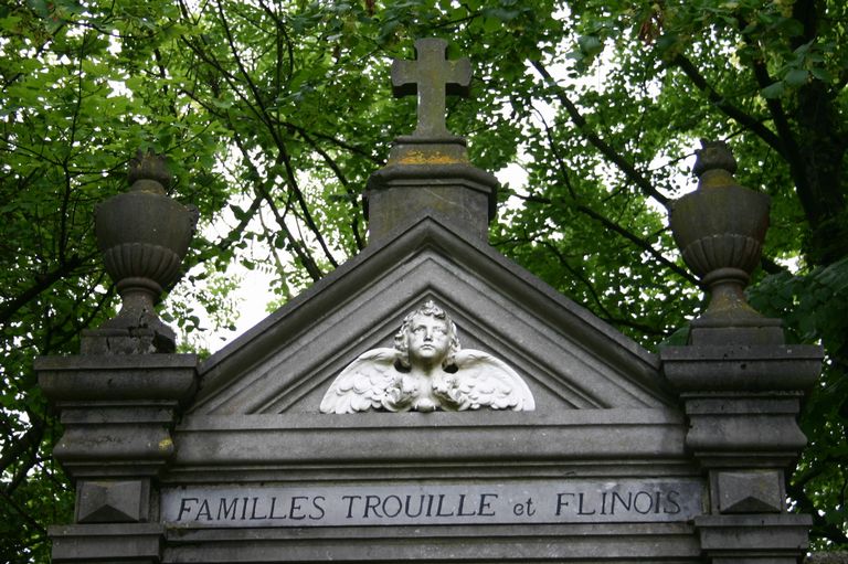 Tombeau (oratoire) des familles Trouille et Flinois