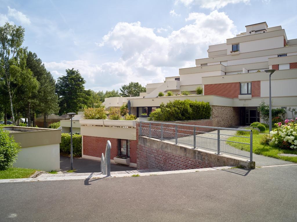 Ilot 1, Les Pyramides (Le Château)