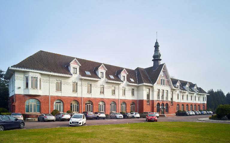 Ancien asile d'aliénés, puis hôpital psychiatrique, puis centre hospitalier spécialisé (CHS), dit établissement public de santé mentale des Flandres