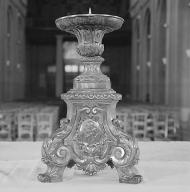 Série de six chandeliers du maître-autel