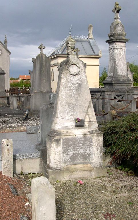 Cimetière communal de Salouël (ancien cimetière communal de Saleux-Salouël)