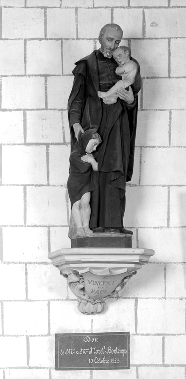 Ensemble en plâtre de la maison Delahaye : 7 statues de saints ou saintes , groupe sculpté de la Charité de saint Martin