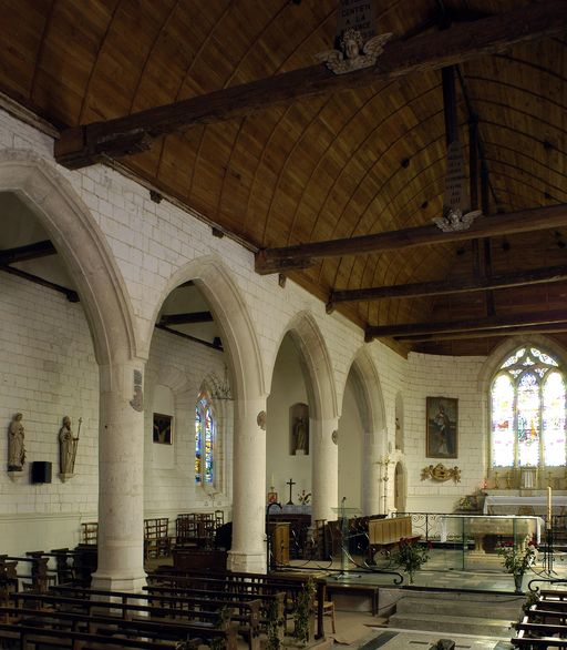 Eglise paroissiale et ancien cimetière Saints-Fuscien, Victoric et Gentien de Sains-en-Amiénois