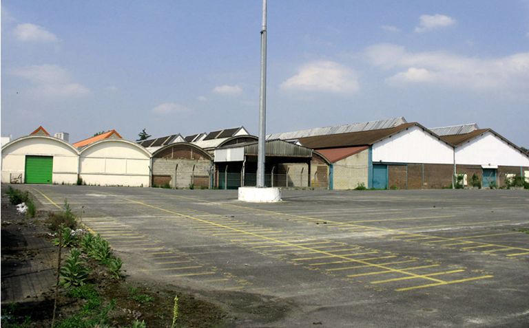 Ancienne usine de matériel agricole Wallut, puis CIMA-Wallut, puis CIMA, puis International Harvester France, puis Krone, puis entrepôt industriel et câblerie