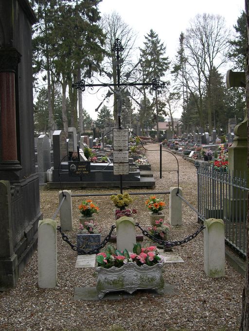 Tombeau (croix funéraire) de la famille Sobo