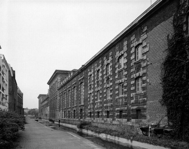 Ancien hôpital général de Valenciennes, dit hôpital du Hainaut, puis hospice et hôpital militaire (actuellement maison de retraite du Hainaut)