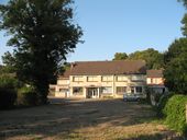 Ancienne usine de tabletterie (fabrication de perles) Leroy (détruit), actuellement mairie de Montataire