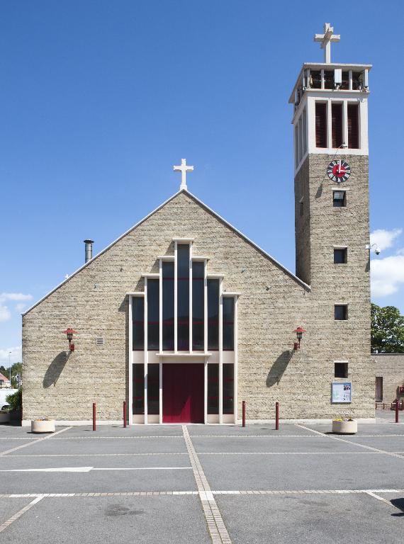 Les églises paroissiales et chapelles du Nord-Pas de Calais 1945-2010 - dossier de présentation