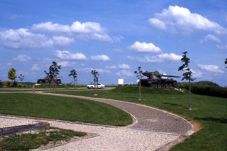 Monument aux morts des chars d'Assaut de Berry-au-Bac