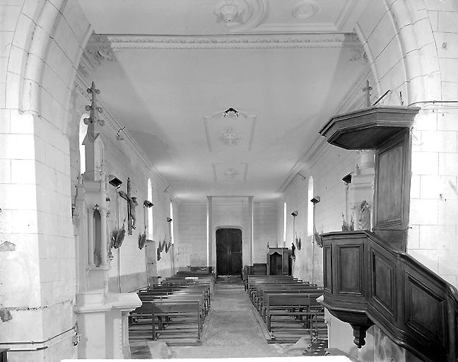 Eglise paroissiale fortifiée et cimetière Saint-Remi de Logny-lès-Aubenton