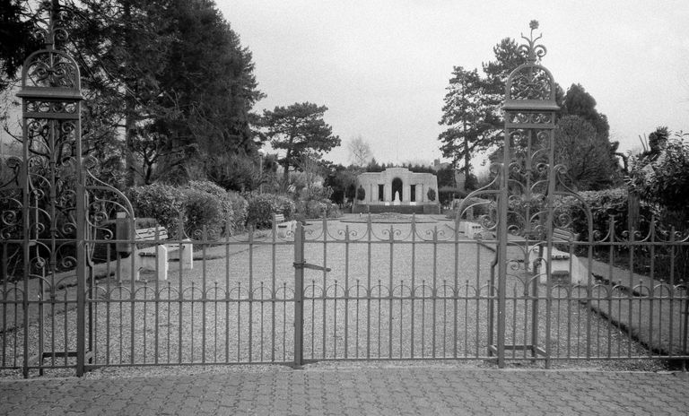 Monument aux morts de Doullens