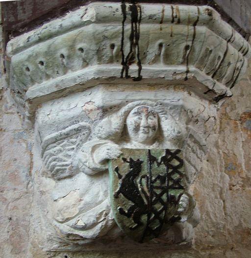 Statue (petite nature) : Saint Pierre, et sa console