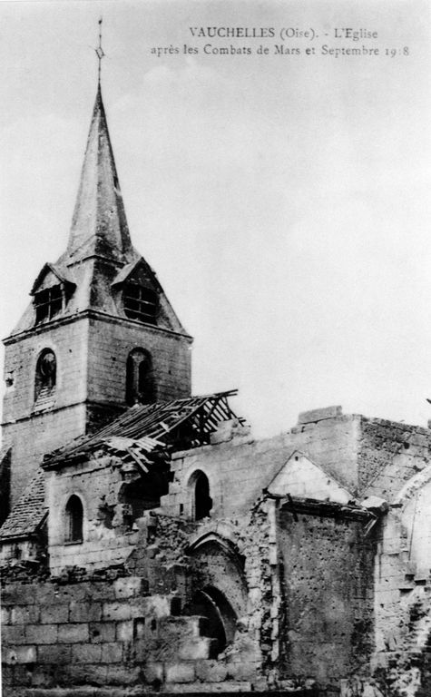 Église paroissiale et cimetière Saint-Nicolas et Saint-Fiacre de Vauchelles