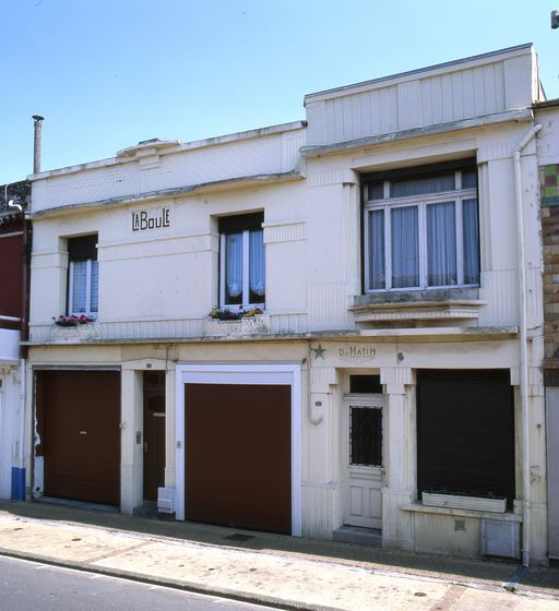 Magasins de commerce avec logements à l'étage, dits Louise, Freya, La Panne, L'Oasis, La Boule, Etoile du Matin, Jehan Gérard, actuellement maisons (Onival)