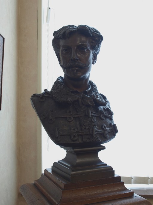 Buste : Alphonse de Neuville