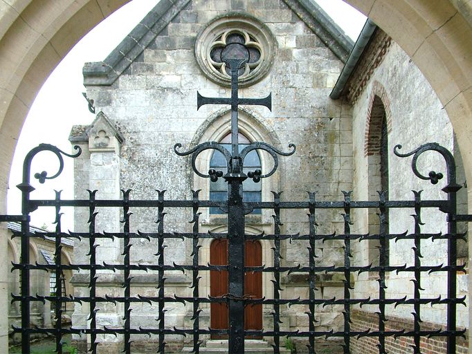 Clôture de l'enclos funéraire de la famille de Berny