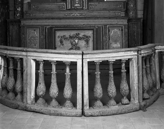Clôture (table de communion) de la chapelle du bas-côté sud