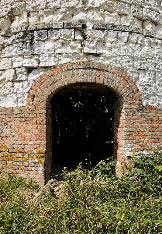 Ancien moulin à blé de Mouflers (vestiges)