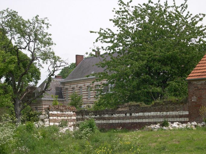 Abbaye de Bénédictins puis de Mauristes, dite Saint-Fuscien-aux-Bois