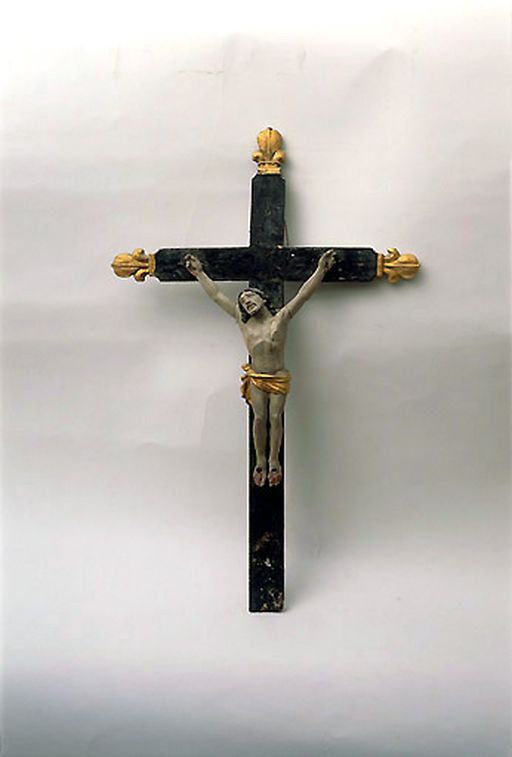 Croix de sacristie : Christ en croix
