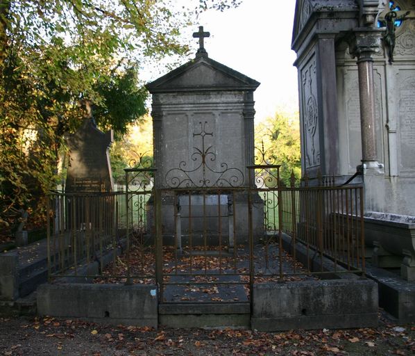 Tombeau (stèle funéraire) de la famille Madry