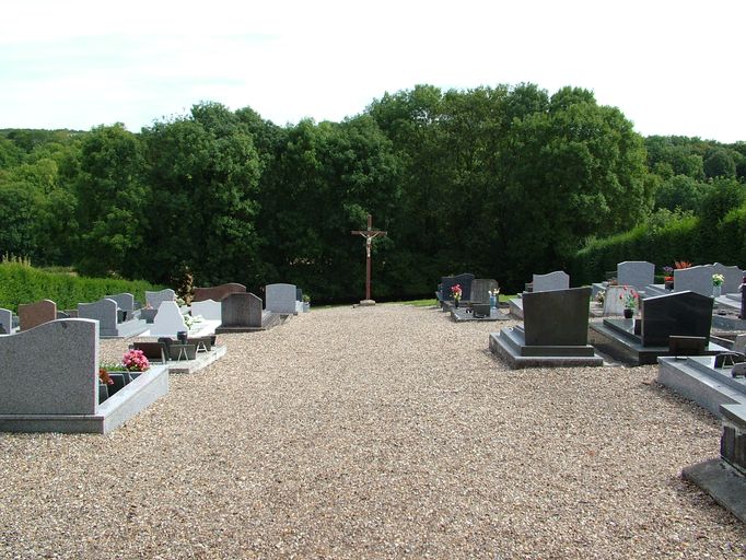 Les cimetières du Val de Nièvre [dossier thématique]
