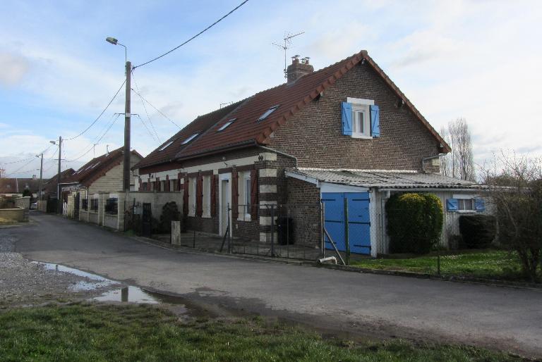 Ancienne distillerie d'alcool, dite de Sébastopol, puis usine de transformation des métaux Omnium Industriel de Ham, puis Cie Française des Produits métallurgiques, puis S.A. Cuivres et Alliages, puis Alcan-Softal