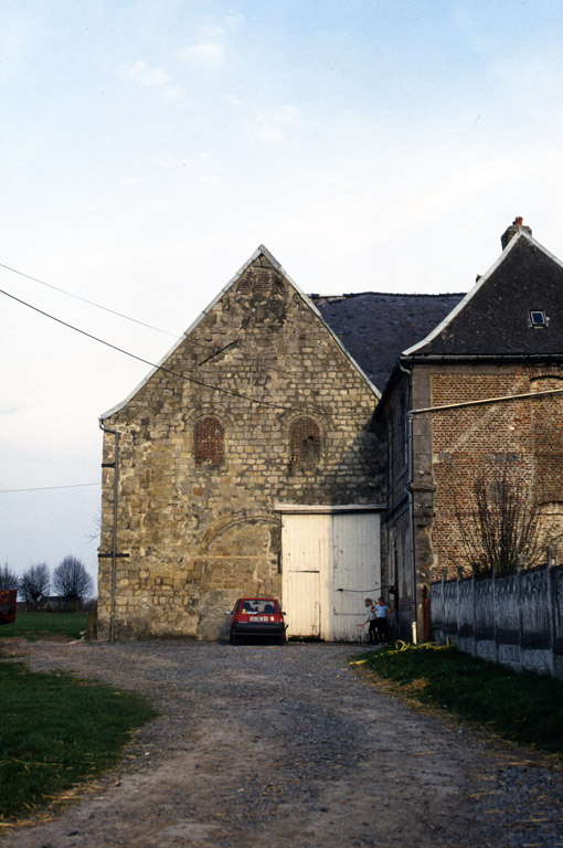 Ancienne abbaye bénédictine Saint-Etienne de Fesmy-le-Sart, puis maison et ferme