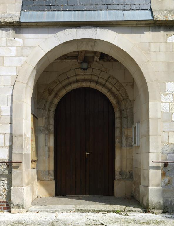 Eglise paroissiale et ancien cimetière Saints-Fuscien, Victoric et Gentien de Sains-en-Amiénois