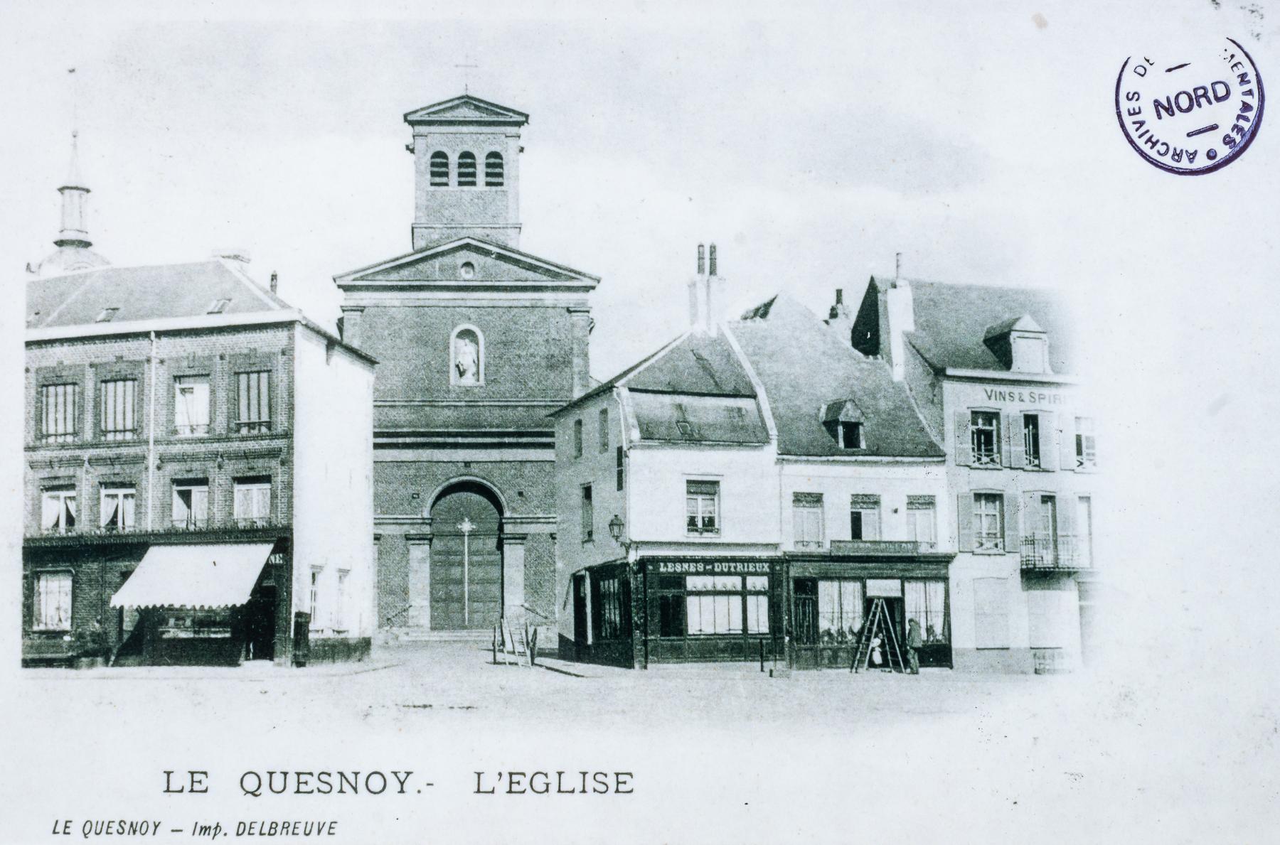 Série de maisons et d'immeubles à boutique (rue Fournier et place du Général-Leclerc)