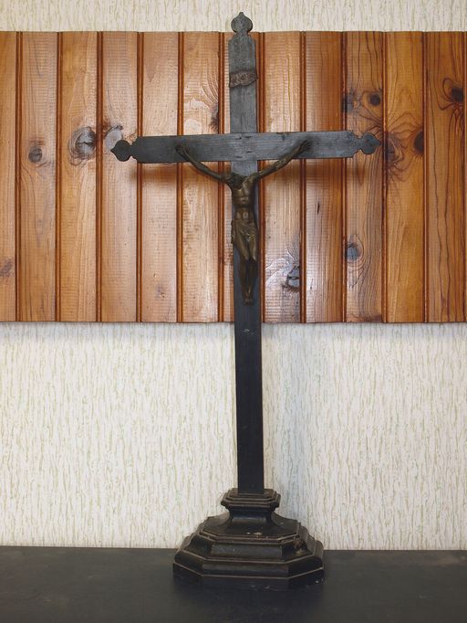 Croix de sacristie (?)