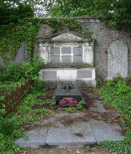 Tombeau (stèle funéraire) de la famille Boucher-Lejeune