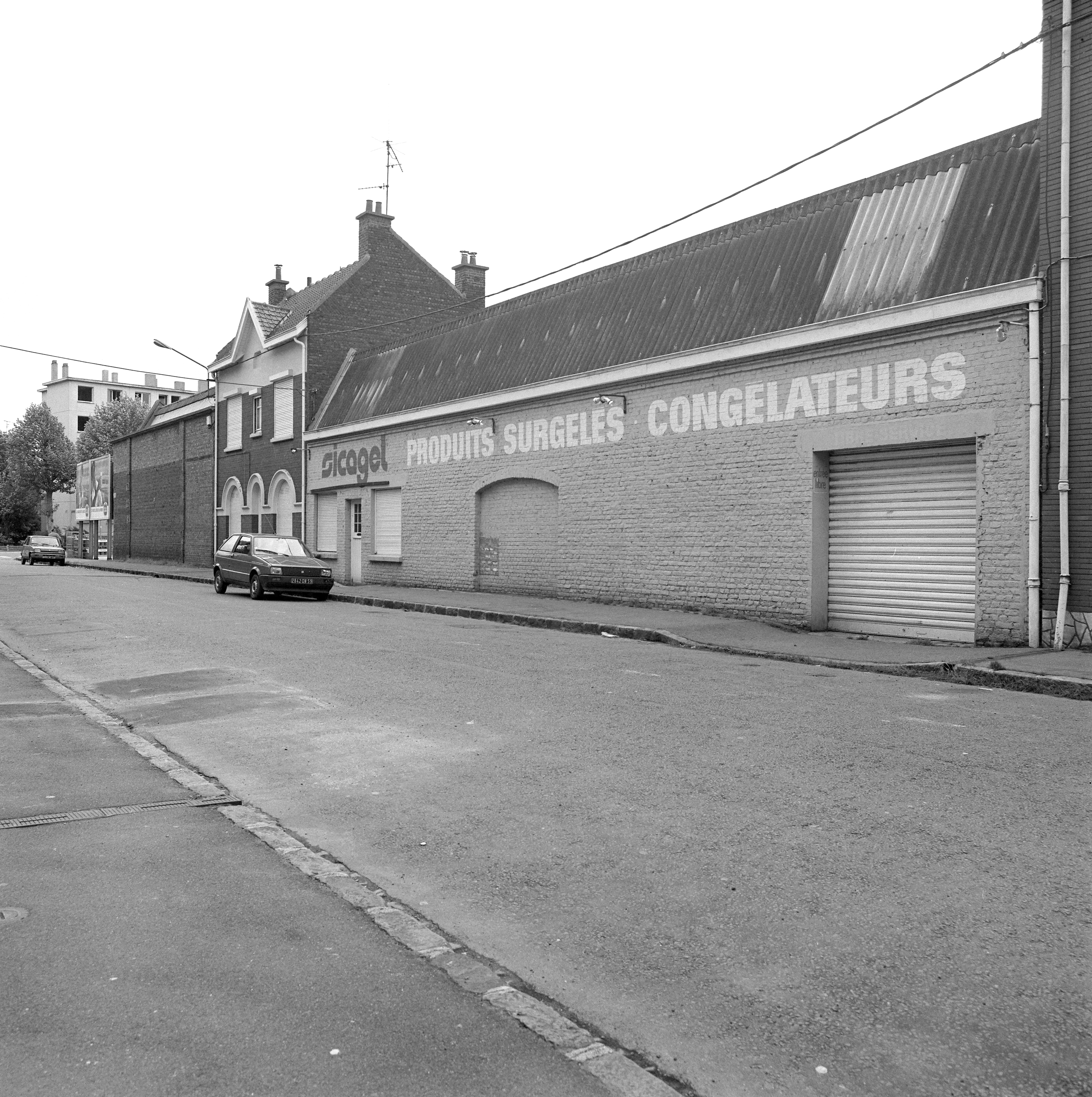 Usine de confection Démaret, puis usine de bonneterie L’Étoile, actuellement Radio Mona FM