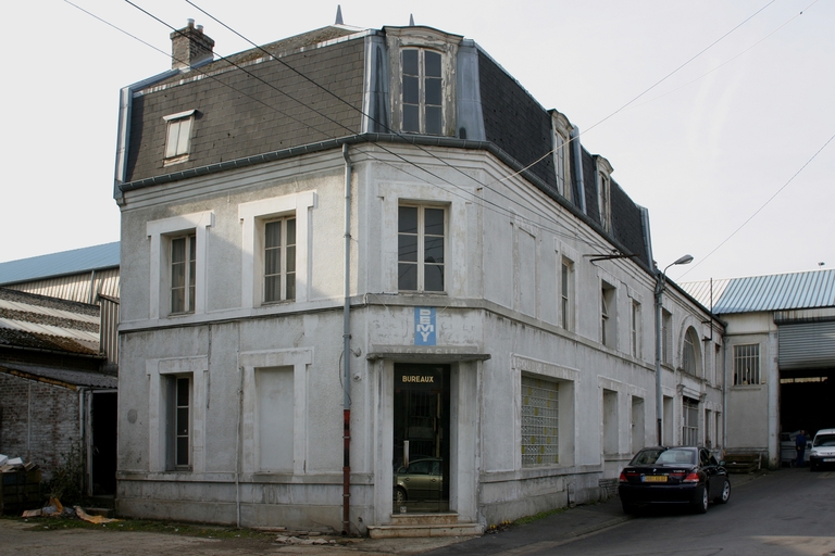 Ancienne usine de chaudronnerie et de construction métallique Bourleaux Fils, puis Construction Industrielle et Travaux en Fer de Saint-Quentin, usine de matériel d'équipement industriel Burton'Steel