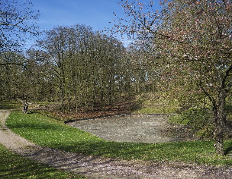 Jardin public de la cité-jardin de la Compagnie des Chemins de fer du Nord, dit parc des Buttes-Chaumont