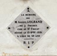 Plaque commémorative d'Auguste Legrand (1872-1921), curé de Saint-Tricat (?-1921)
