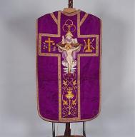 Chasuble (ornement violet) : saint Sang