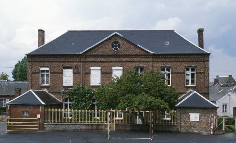 Mairie et ancienne école primaire d'Oisy