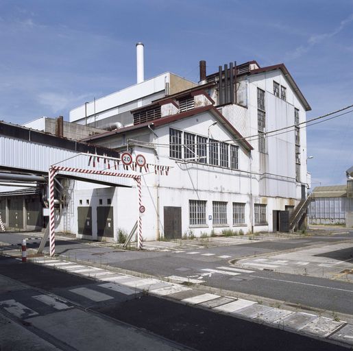 Ancienne papeterie de Pont-Sainte-Maxence, puis Modo, actuellement usine de recyclage des déchets Paprec