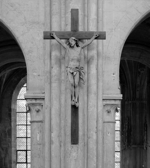 Croix : Christ en croix (n°4)