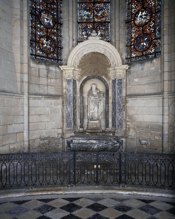 Ensemble des quatre crédences "en console" des chapelles Saint-Pierre et Saint-Paul