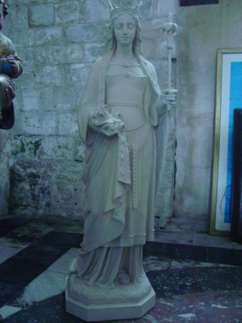 Ensemble de cinq statues : Sacré-Coeur ; sainte Thérèse de Lisieux ; saint Joseph et l'Enfant ; saint François d'Assise ; sainte Elisabeth de Hongrie