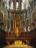 Ensemble : tabernacle, gradin d'autel, exposition, croix d'autel du maître-autel