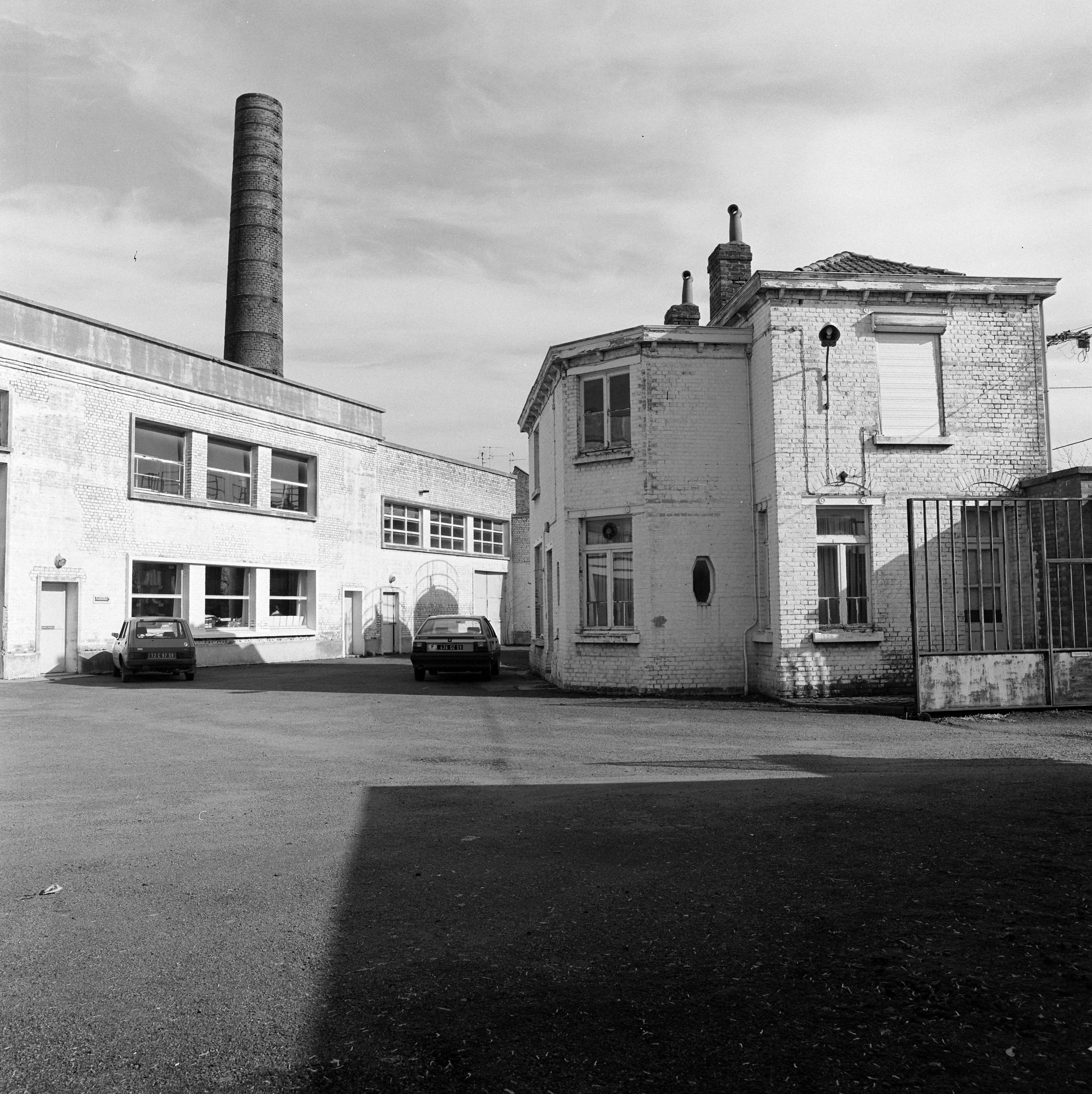 Usine de blanchiment Excelsior, puis tissage Dewitte-Lietaer, actuellement usine de sélection de semences Semences de France