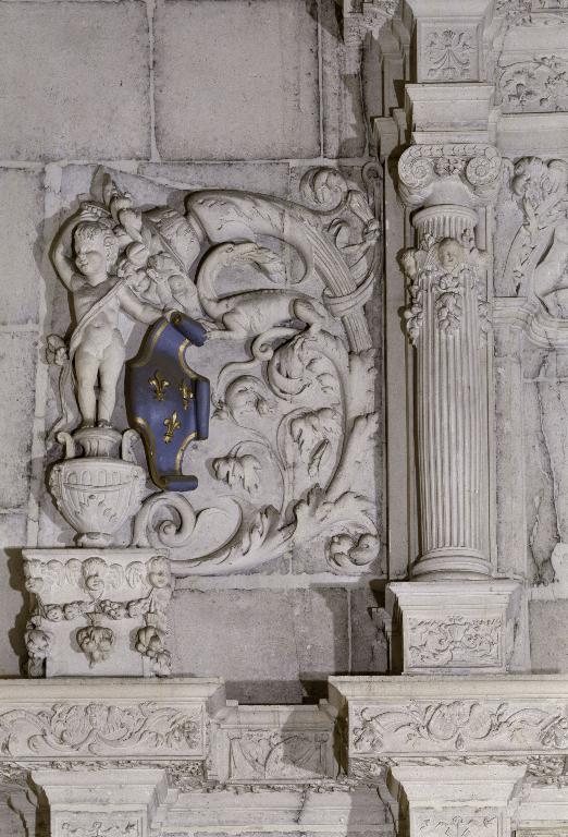 Retable architecturé à niche (ensemble du décor intérieur de la chapelle)